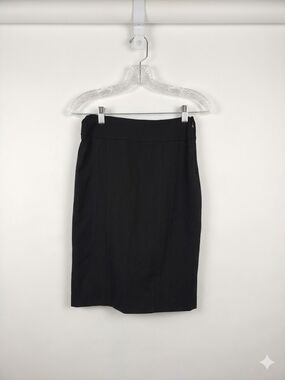 White House Black Market Black Pencil Skirt - Size 0 - Decorative Back Buttons
